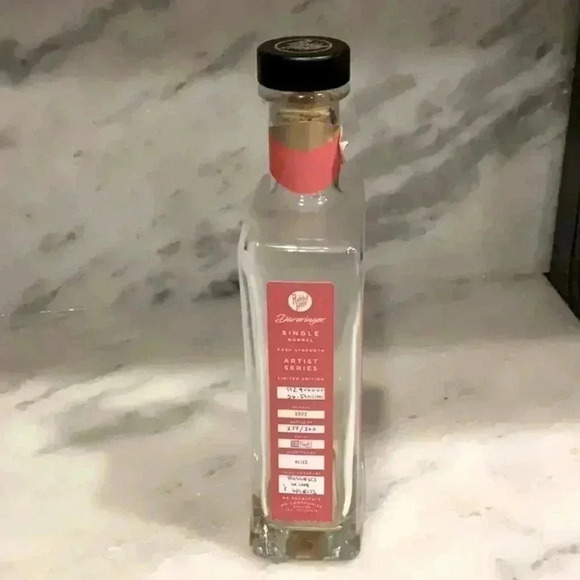 Rare decorative bottle Rabbit Hole single barrel cask strength - Picture 4 of 6